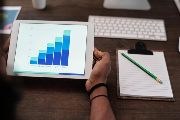 Quelles méthodes de gamification les applications de fitness peuvent-elles utiliser pour augmenter l'engagement des utilisateurs ?