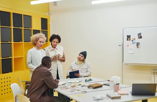 Comment les entreprises de livraison express peuvent-elles optimiser leurs itinéraires pour réduire l'empreinte carbone ?